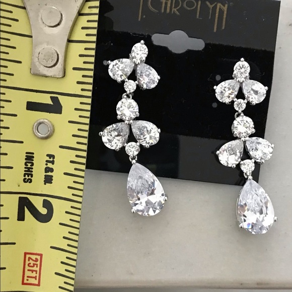 Earrings by T. Carolyn - Picture 2 of 5